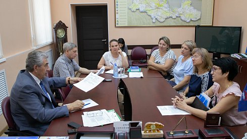 Сергей Грачев: «Депутаты регионального парламента, муниципалитетов не должны стоять в стороне от проблем благоустройства»